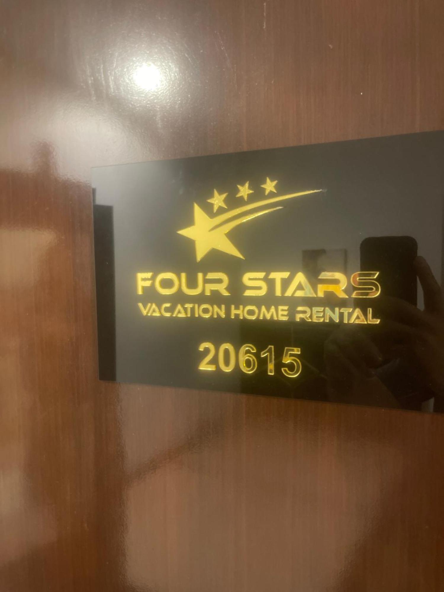 Four Stars Hostel Dubai Exterior photo