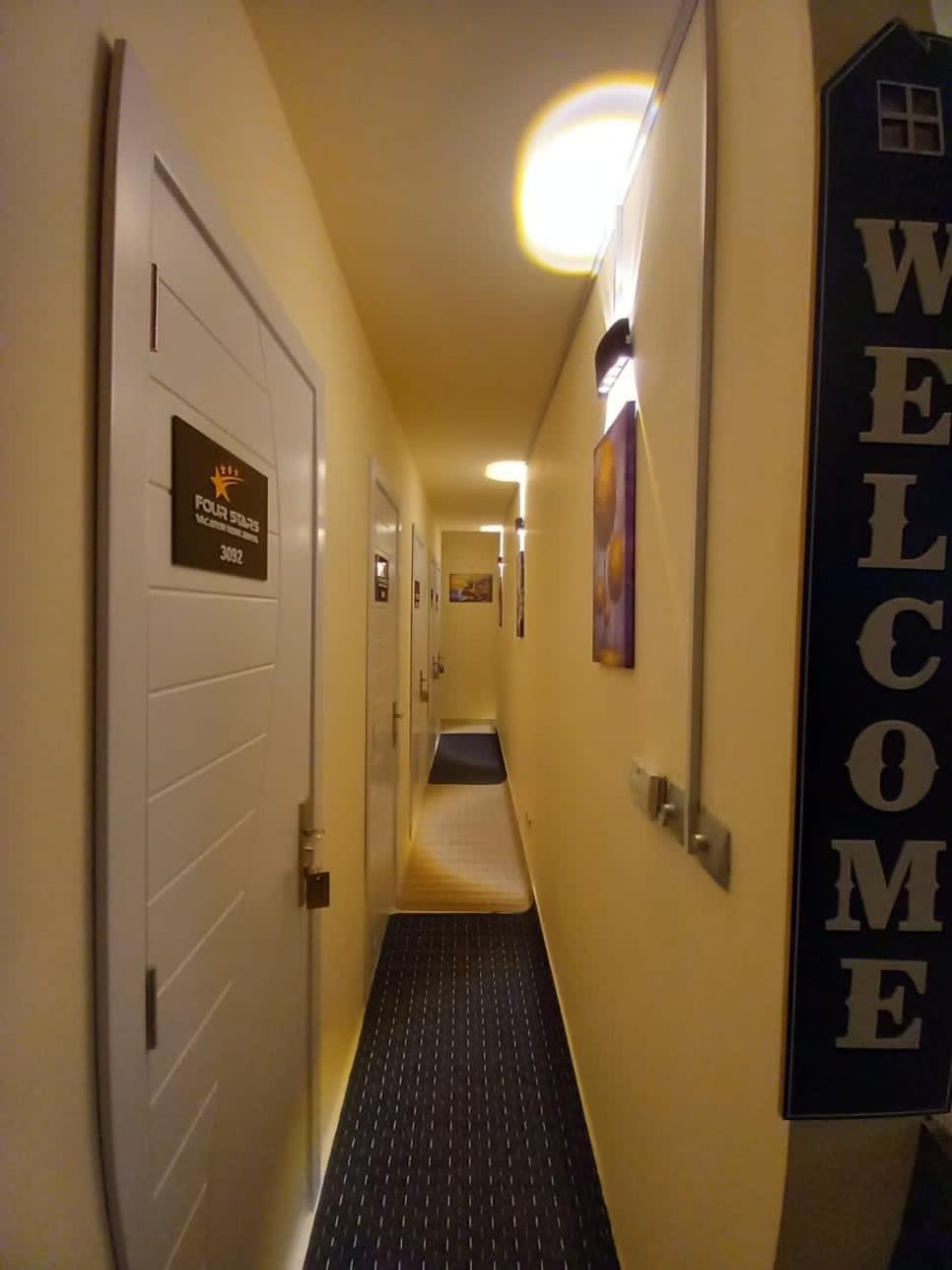 Four Stars Hostel Dubai Exterior photo